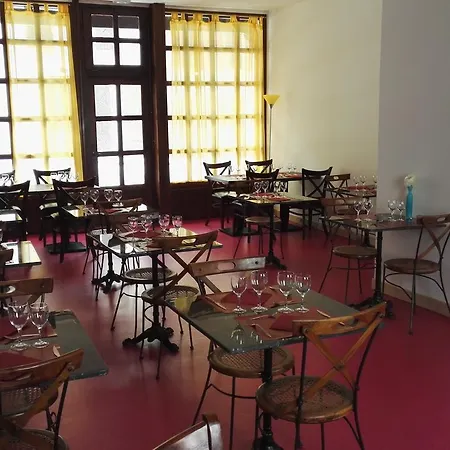 Hotel Le Ponant Pradelles